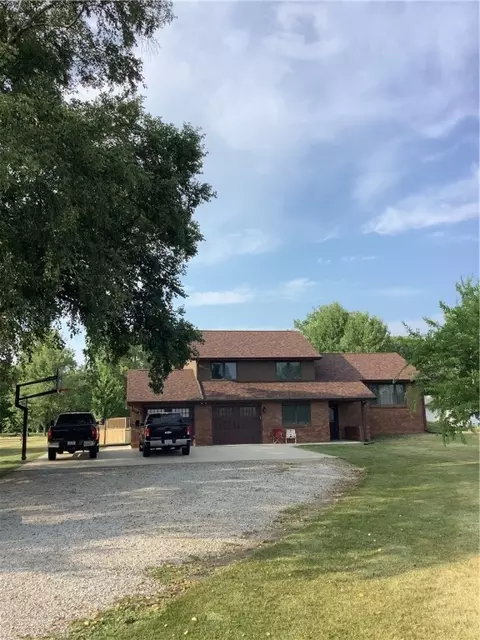8714 Highway F48 Hwy W, Colfax, IA 50054