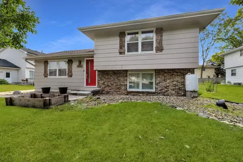 723 25th Ave SW, Altoona, IA 50009