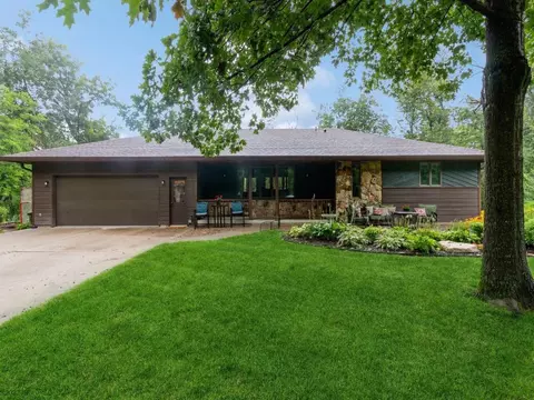 30522 Caribou Cir, Huxley, IA 50124
