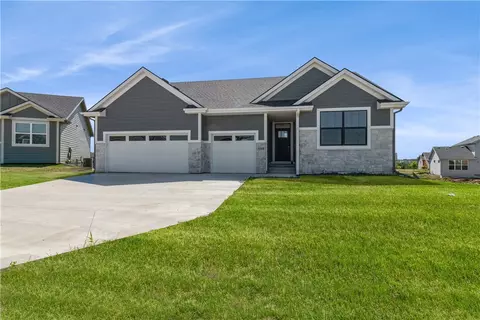 519 NE 57th Ct, Ankeny, IA 50021