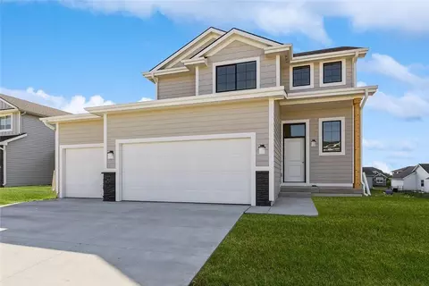 511 NE 57th Ct, Ankeny, IA 50021