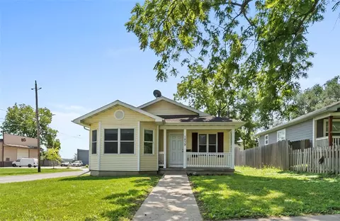 1839 Logan Ave, Des Moines, IA 50316
