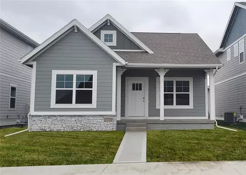 2412 SW Plaza Pkwy, Ankeny, IA 50023