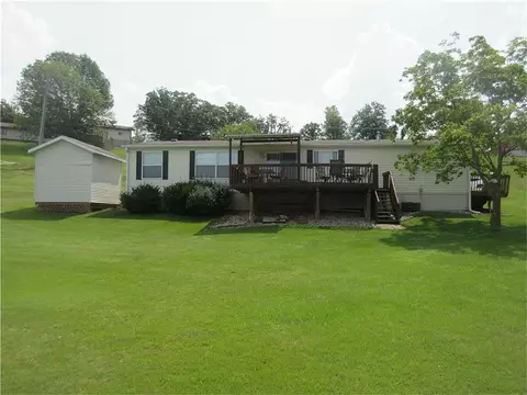 187 Cottage Ln, Montezuma, IA 50171