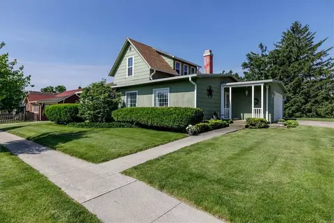 702 S Main St, Woodward, IA 50276