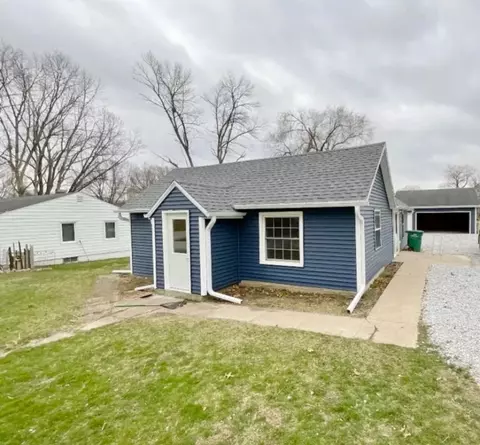 207 W Park Ave, Runnells, IA 50237