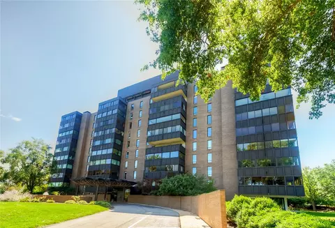 3131 Fleur Dr #904, Des Moines, IA 50321