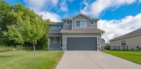 105 SE Trillium Dr, Waukee, IA 50263