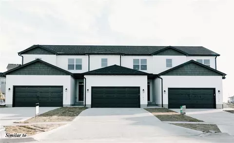 1236 E 28th St, Norwalk, IA 50211