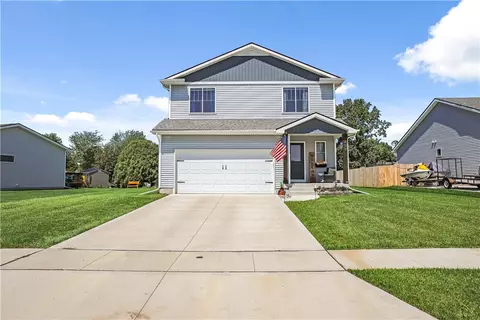 309 Big Blue Stem Dr, Monroe, IA 50170