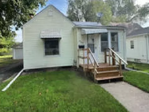 230 Avenue E Ave, Fort Dodge, IA 50501