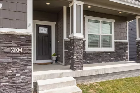 602 NW 31st St, Ankeny, IA 50023