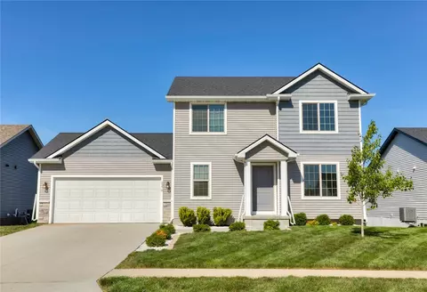 2370 SE Maxwell Dr, Waukee, IA 50263