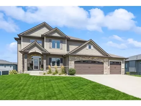 5216 NW 10th St, Ankeny, IA 50023
