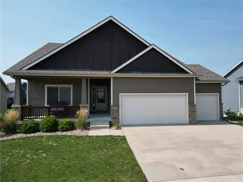2030 Brodie St, Waukee, IA 50263
