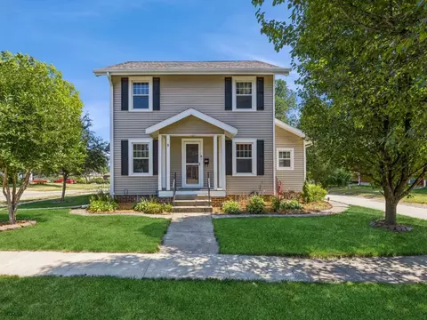 1108 N Buxton St, Indianola, IA 50125