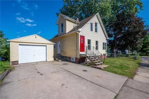 1800 Des Moines St, Des Moines, IA 50316