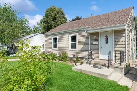 4025 10th St, Des Moines, IA 50313