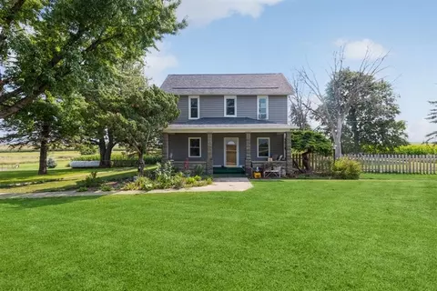 1748 V Ave, Madrid, IA 50156