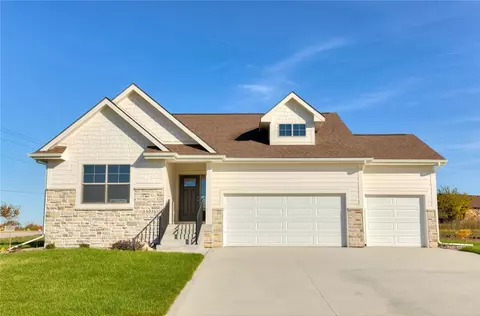 1403 6th St SE, Altoona, IA 50009