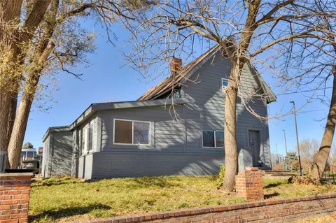 1122 Pennsylvania Ave, Des Moines, IA 50316