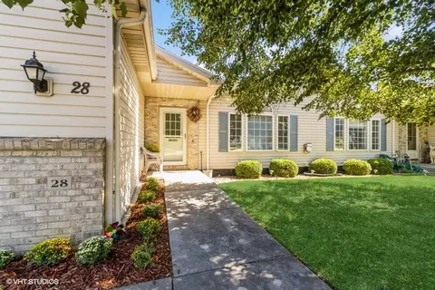 495 S 51st St #28, West Des Moines, IA 50265