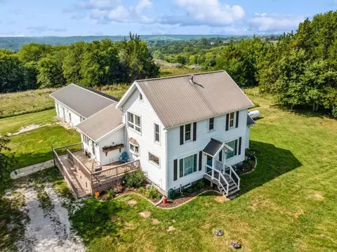 6260 Virginia St, New Virginia, IA 50210