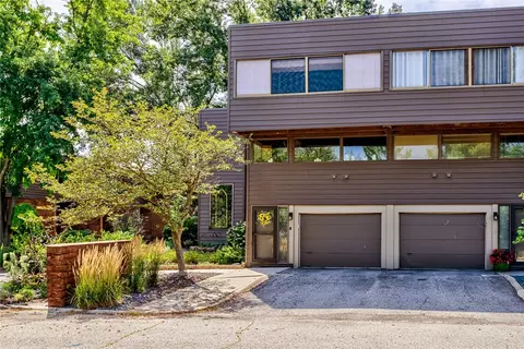 912 S Dakota Ave #B-6, Ames, IA 50014