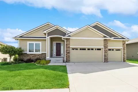 7021 Blair Loop, Johnston, IA 50131