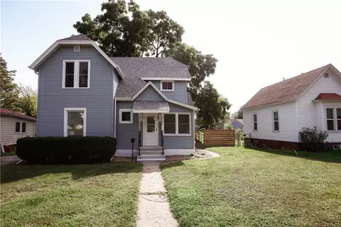 614 Cedar St, Boone, IA 50036