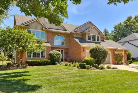 204 S 31st St, West Des Moines, IA 50265