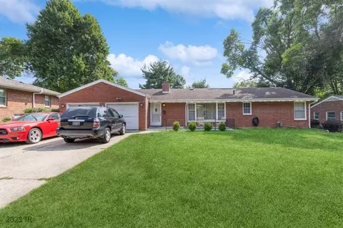7208 Colby Ave, Windsor Heights, IA 50324