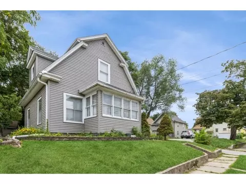 1309 Garfield Ave, Des Moines, IA 50316