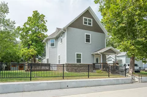1810 6th Ave, Des Moines, IA 50314