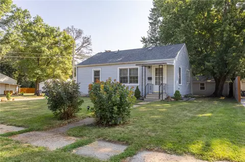 3951 14th St, Des Moines, IA 50313