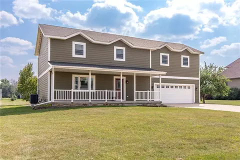 402 Fountain Blvd, Jewell, IA 50130