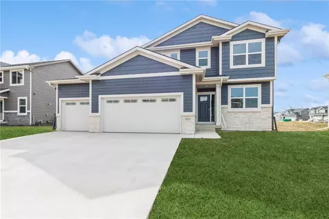 407 NE 58th St, Ankeny, IA 50021