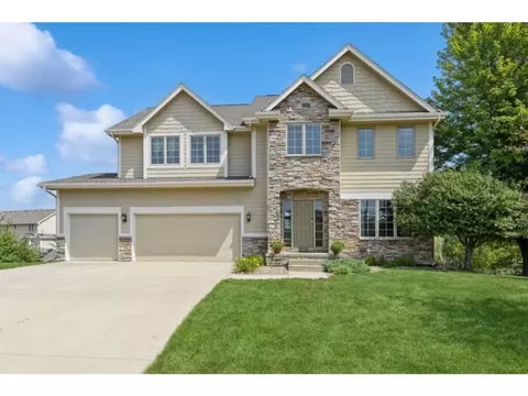 4111 126th St, Urbandale, IA 50323