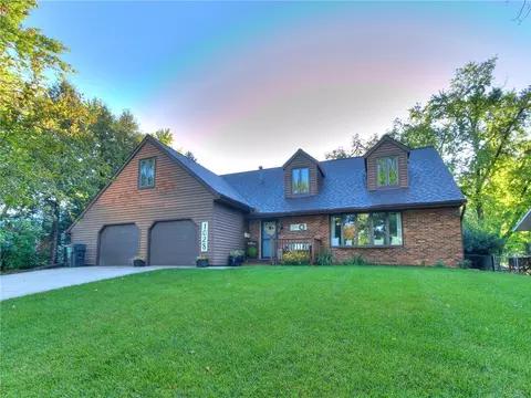 1028 Ash Ave, Ames, IA 50014