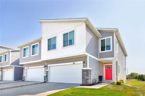 321 NE Mink Dr, Waukee, IA 50263