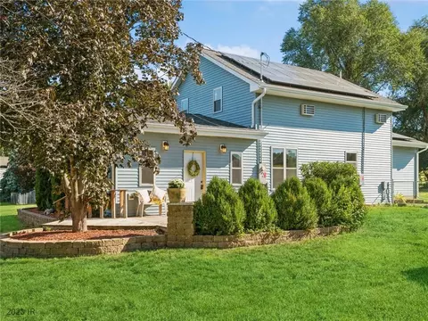 3700 W 108th St S, Colfax, IA 50054