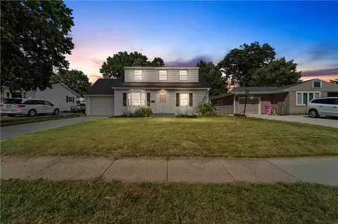 223 20th St, Ames, IA 50010