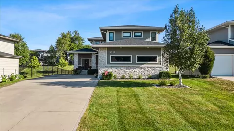 6373 Pommel Pl, West Des Moines, IA 50266