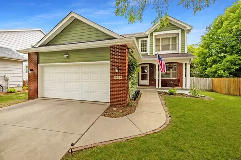 5158 Raintree Dr, West Des Moines, IA 50265