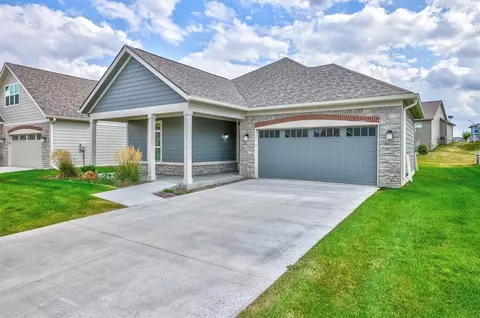 17584 Madison Dr, Clive, IA 50325