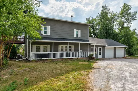 4040 NE 150th Ave, Elkhart, IA 50073