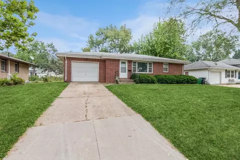 413 SW Westlawn Dr, Ankeny, IA 50023