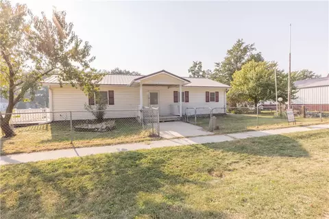 202 Nebraska St, Lorimor, IA 50149