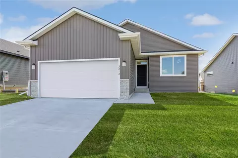 3313 NE 6th Ln, Ankeny, IA 50021