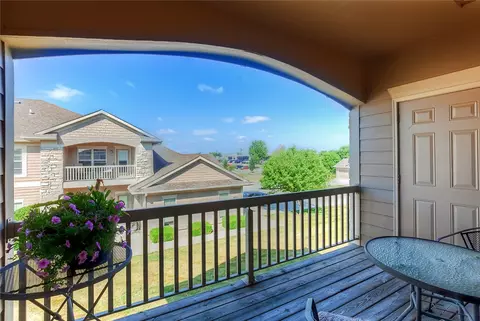 2606 NE Oak Dr #6, Ankeny, IA 50023